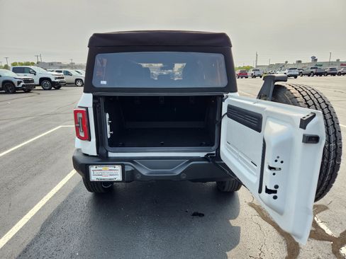 Used 2024 Ford Bronco Outer Banks image 10