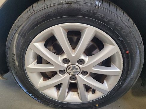 Used 2014 Volkswagen Jetta SE FWD image 31