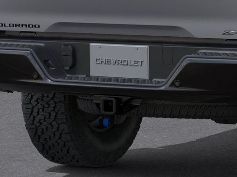 New 2026 Chevrolet Colorado ZR2 w/ Technology Package AWD/4WD image 14