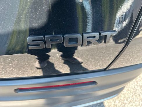 Used 2024 Honda HR-V Sport image 10