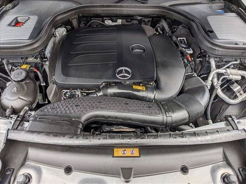 Used 2022 Mercedes-Benz GLC 300 4MATIC image 25