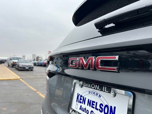 New 2026 GMC Acadia Elevation w/ Elevation Premium Package FWD image 9