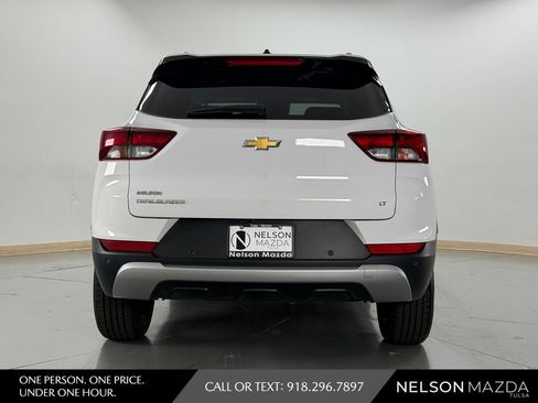 Used 2022 Chevrolet TrailBlazer LT w/ Convenience Package FWD image 7