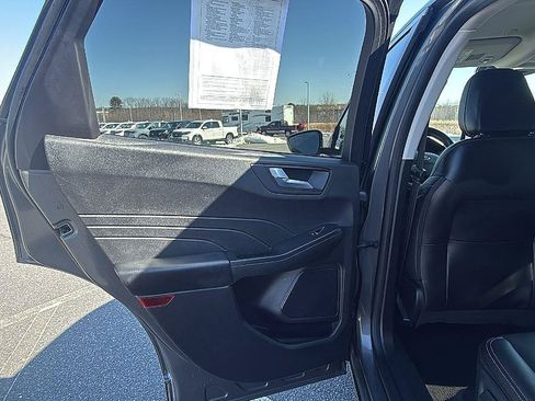 Used 2022 Ford Escape SEL AWD/4WD image 22