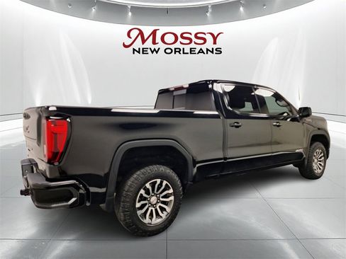 Used 2023 GMC Sierra 1500 AT4 w/ AT4 Preferred Package image 5