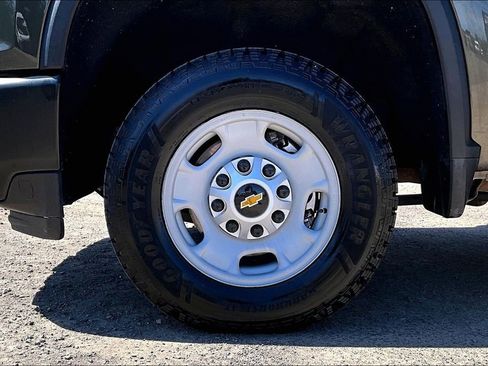 Used 2023 Chevrolet Silverado 2500 W/T w/ WT Fleet Convenience Package AWD/4WD image 11