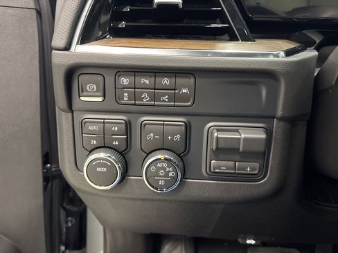 New 2026 Chevrolet Tahoe High Country image 28