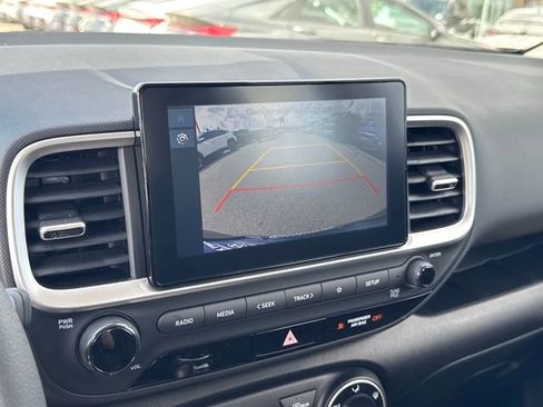 New 2026 Hyundai Venue SE FWD image 18