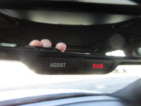 Used 2023 Chrysler 300 S w/ Comfort Group image 29