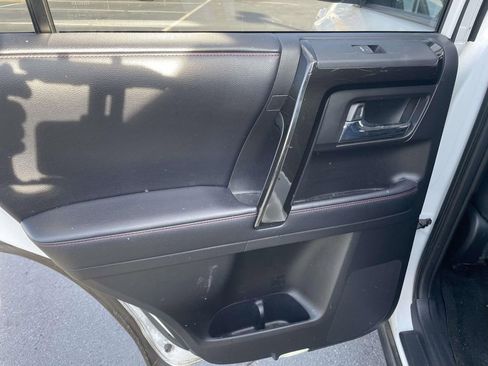 Used 2019 Toyota 4Runner TRD Off-Road image 20