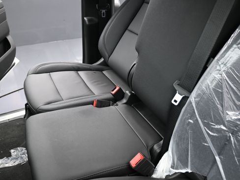 New 2026 Chevrolet Silverado 3500 LT w/ Safety Package image 30