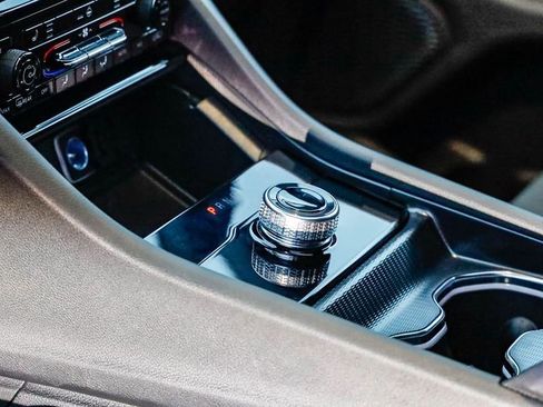 New 2025 Jeep Grand Cherokee L Laredo w/ Luxury Tech Group I image 22