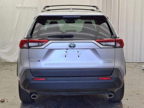 Certified 2022 Toyota RAV4 XLE image 23