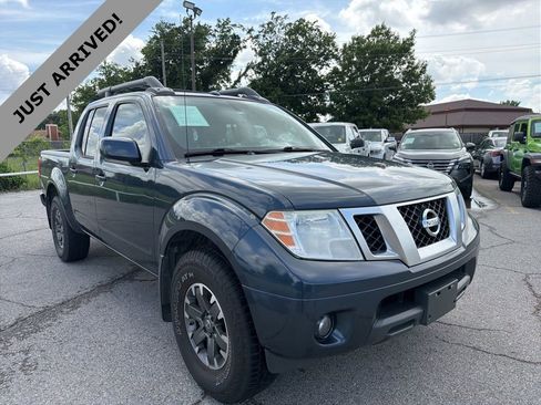 Used 2017 Nissan Frontier PRO-4X w/ Pro-4x Luxury Package AWD/4WD image 3