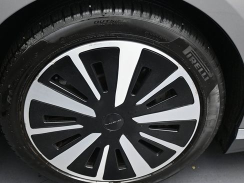 Used 2024 Lucid Air Touring image 37