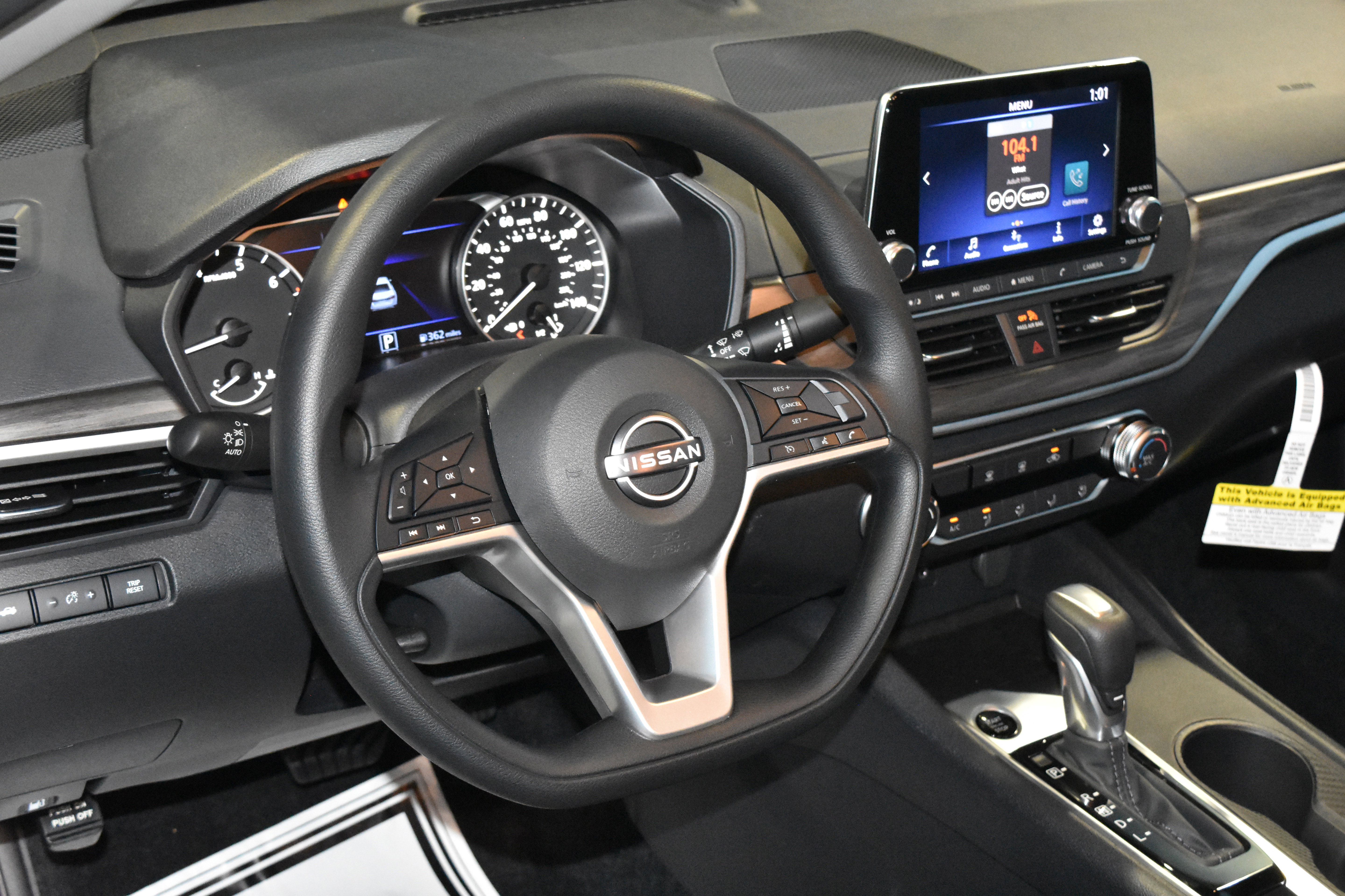 New 2026 Nissan Altima 2.5 SV FWD image 2