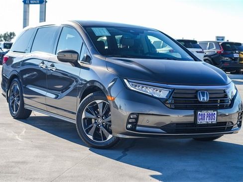 Used 2022 Honda Odyssey Elite image 2