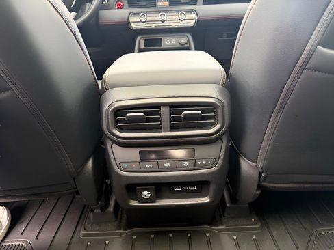 Certified 2023 Honda Pilot TrailSport image 32