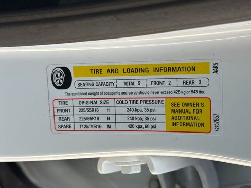 Used 2023 Buick Encore GX Select image 26