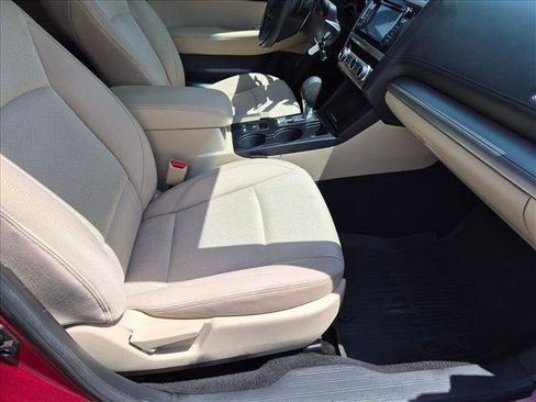 Used 2019 Subaru Outback 2.5i AWD/4WD image 19