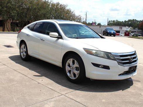 Used 2012 Honda Crosstour EX-L image 2