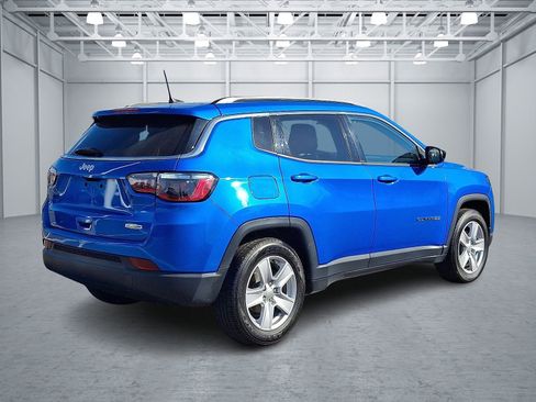 Used 2022 Jeep Compass Latitude image 6