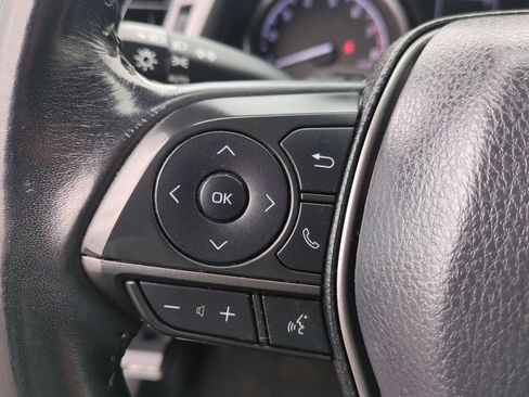 Used 2021 Toyota Camry SE image 12