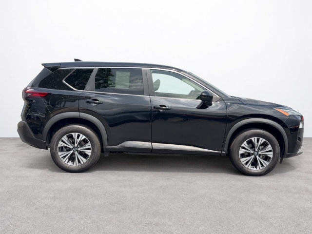 Used 2022 Nissan Rogue SV FWD image 6