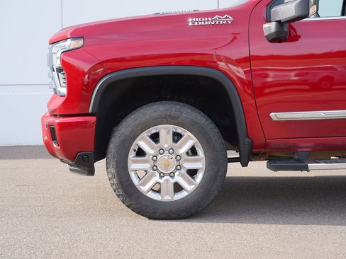 Used 2025 Chevrolet Silverado 3500 High Country w/ High Country Premium Package AWD/4WD image 11