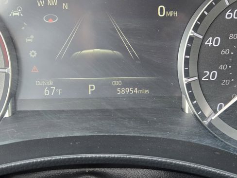 Used 2024 Toyota Highlander LE image 15