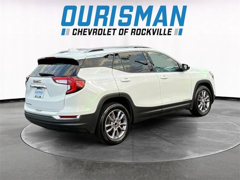 Used 2023 GMC Terrain SLT image 6