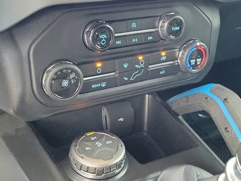 Used 2023 Ford Bronco Black Diamond image 28