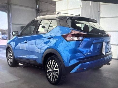 Certified 2023 Nissan Kicks SV w/ Interior Electronics Package FWD image 15