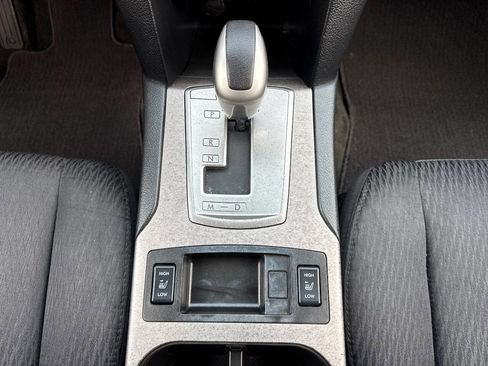 Used 2012 Subaru Outback 2.5i Premium w/ All-Weather Pkg image 23