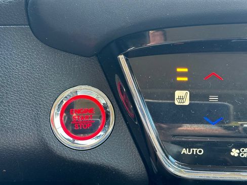 Used 2022 Honda HR-V EX-L image 6