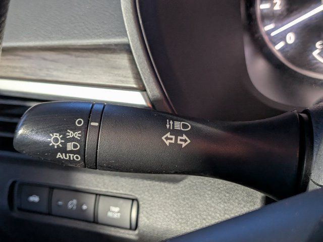 Used 2024 Nissan Altima 2.5 SV FWD image 25