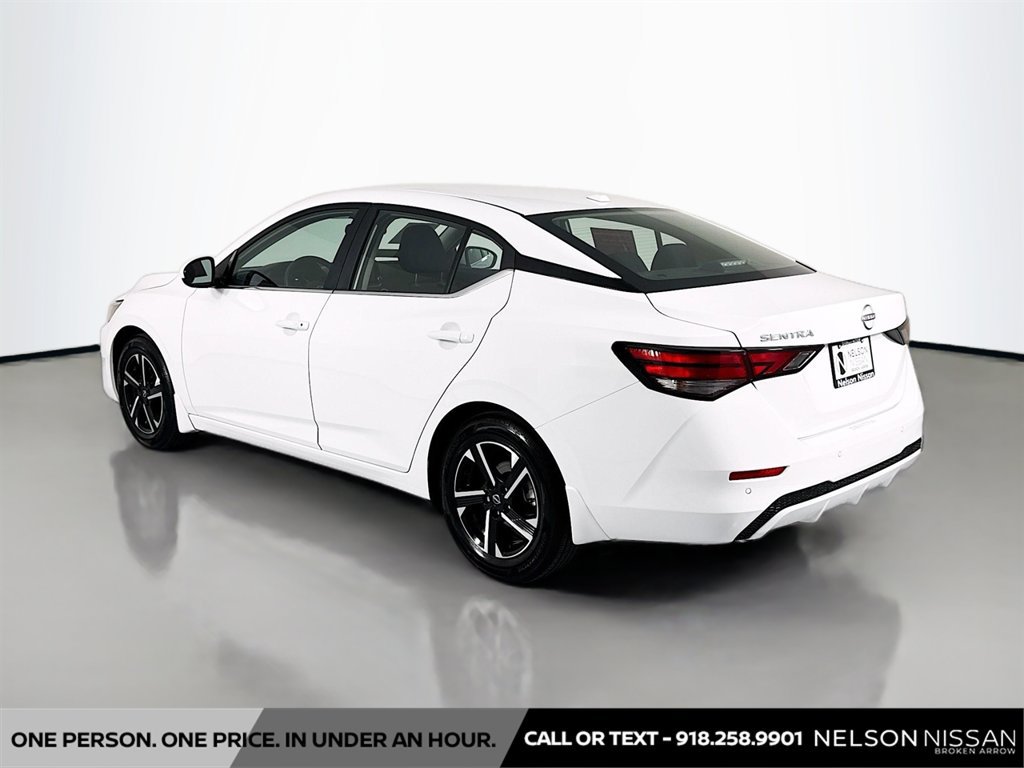 Certified 2025 Nissan Sentra SV FWD image 7