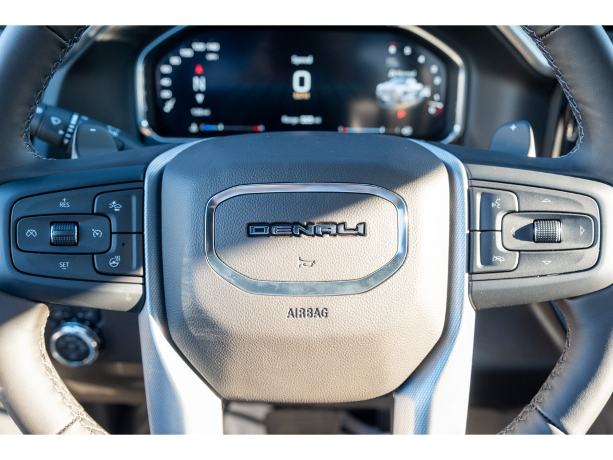 New 2026 GMC Sierra 1500 Denali w/ Technology Package AWD/4WD image 17