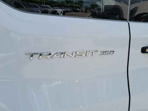 Used 2025 Ford Transit 350 XLT RWD image 28