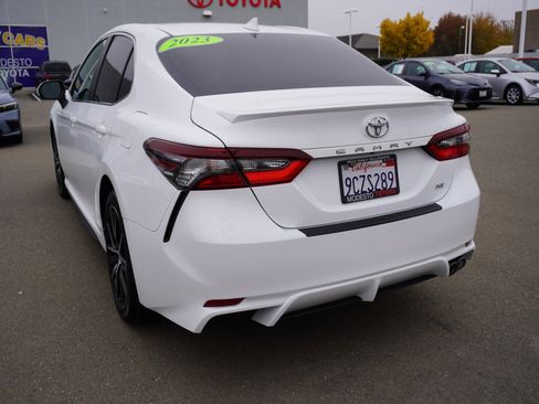 Used 2023 Toyota Camry SE image 8