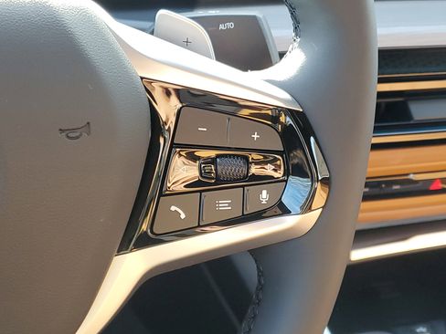 New 2026 BMW 430i xDrive Convertible w/ Premium Package image 12