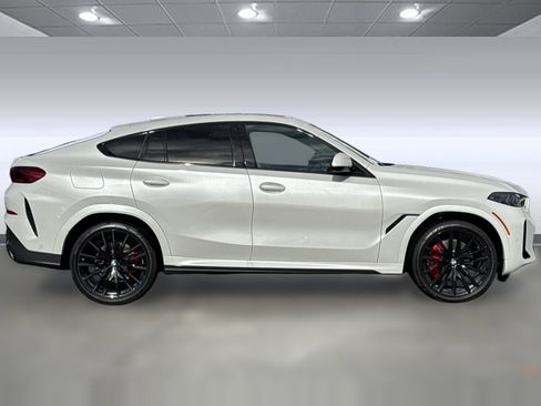 New 2026 BMW X6 xDrive40i w/ Executive Package image 7