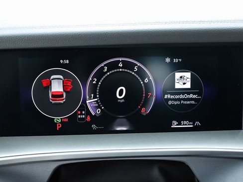 New 2026 Volkswagen Tiguan SE image 27