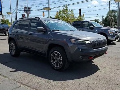 Used 2020 Jeep Cherokee Trailhawk w/ Cold Weather Group image 2