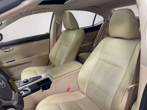 Used 2015 Lexus ES 350 w/ Premium Package FWD image 5