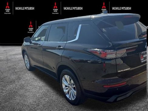 New 2026 Mitsubishi Outlander ES FWD image 6