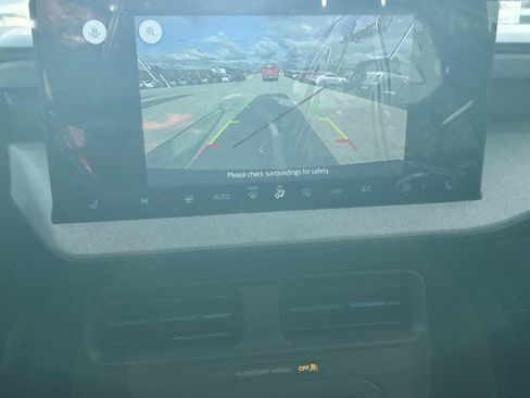 New 2025 Ford Maverick XLT w/ XLT Luxury Package image 28