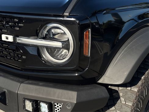 Used 2021 Ford Bronco Wildtrak image 14