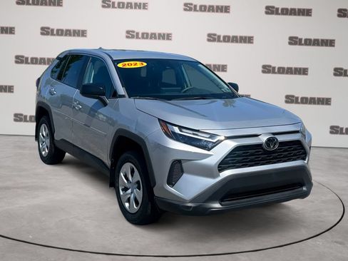 Used 2023 Toyota RAV4 LE AWD/4WD image 7