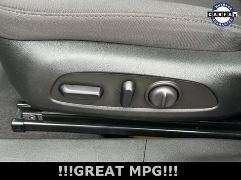 Used 2023 Chevrolet Malibu LT image 25